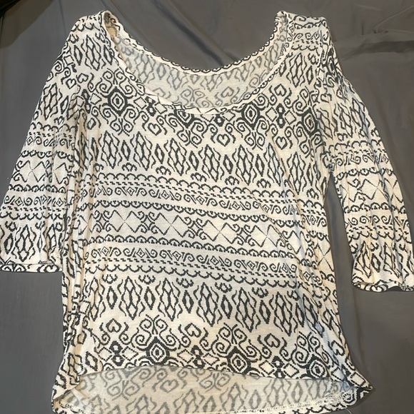 American Rag crop top Size Small black and wipe sleeve top - Picture 1 of 2